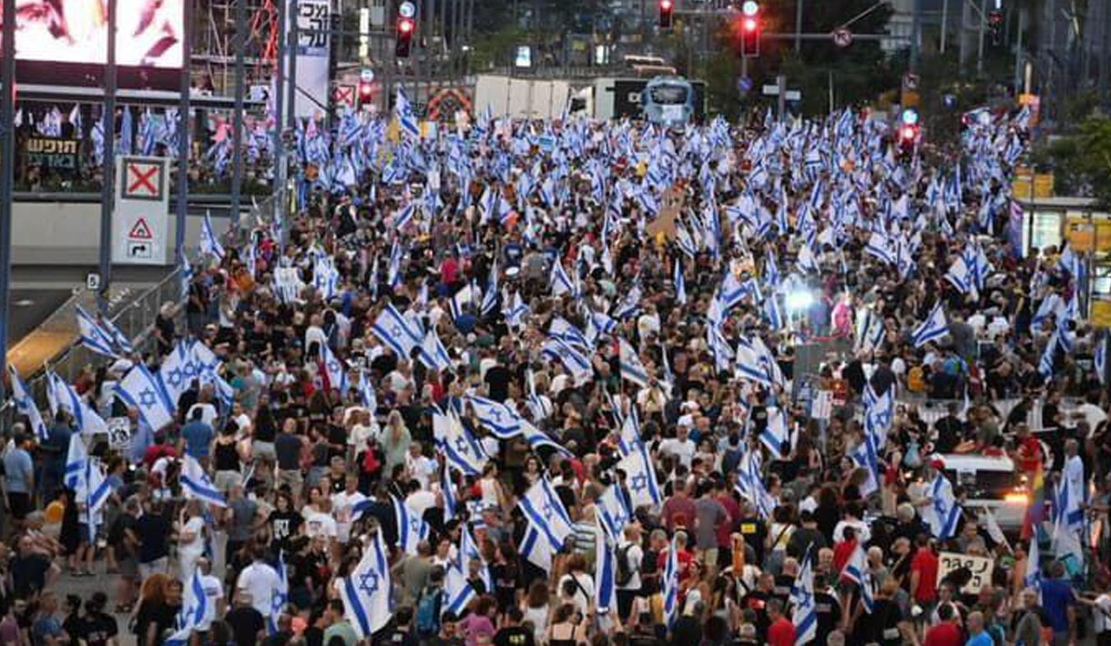 Demo Anti Netanyahu Memanas, Polisi Tahan Pengunjuk Rasa