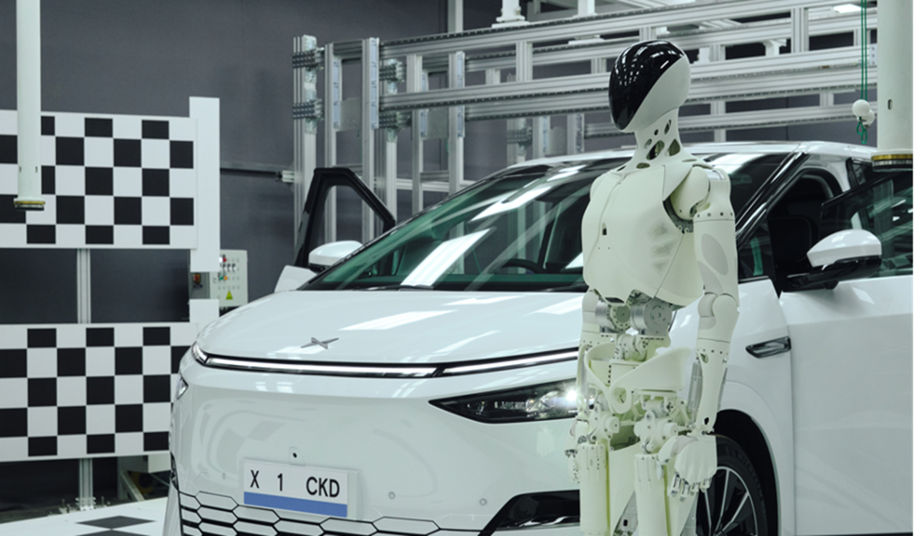 XPENG Pamerkan Mobil Pintar Masa Depan Saat Debut di GIIAS 2025