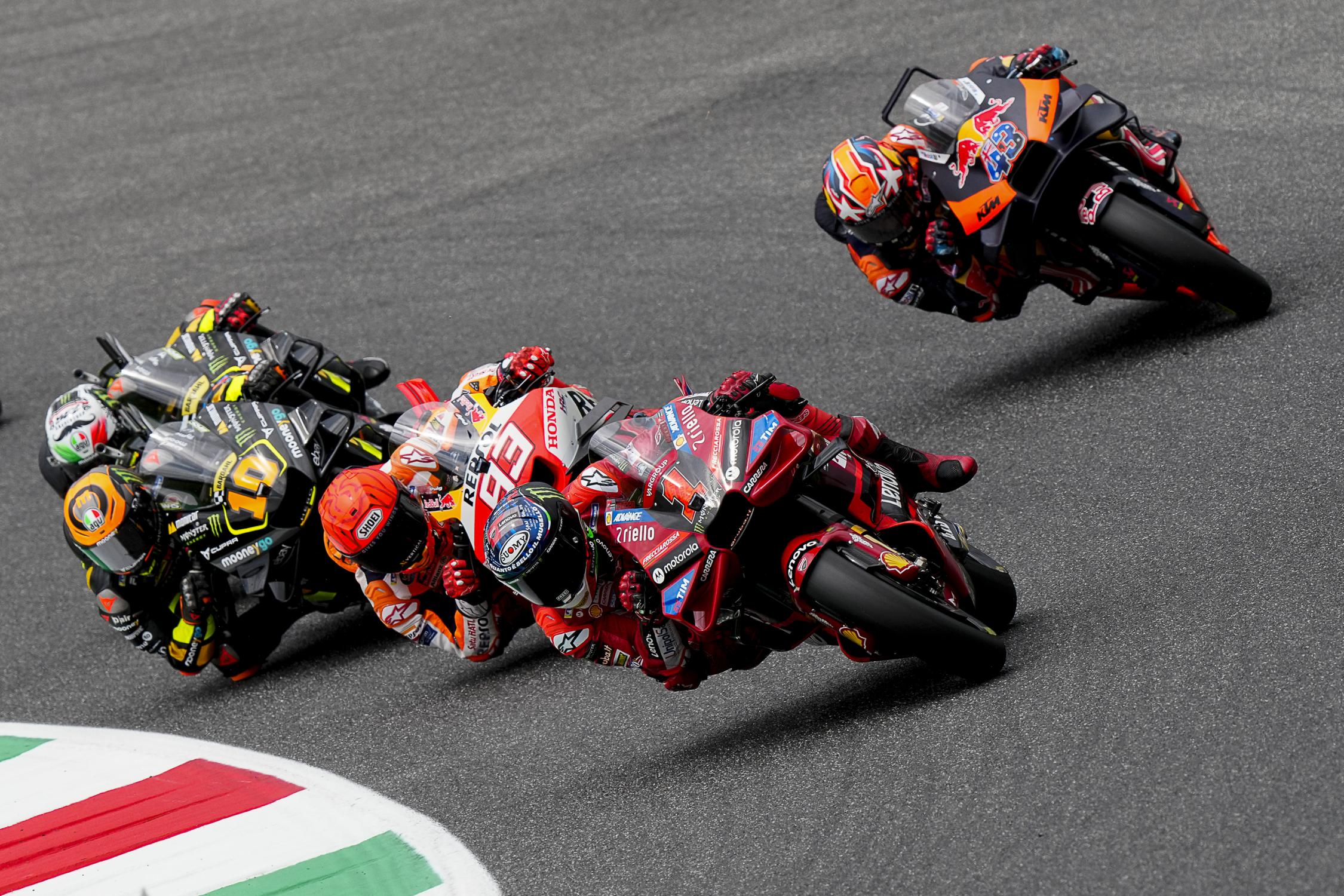 Live Streaming MotoGP Italia 2023, Bagnaia Dibayangi Rekor Buruk di Mugello, Menanti Manuver Marquez, Tandukan Banteng