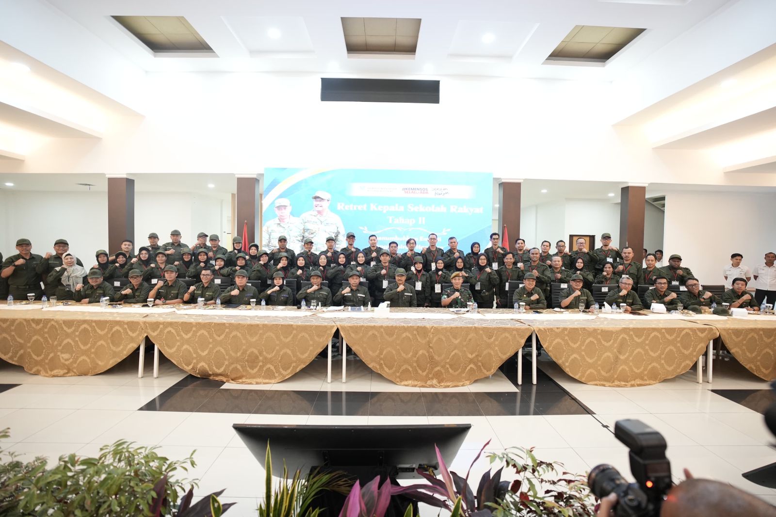 Retret Tahap II, Gus Ipul Disuguhi Kisah Haru Kepala Sekolah Rakyat