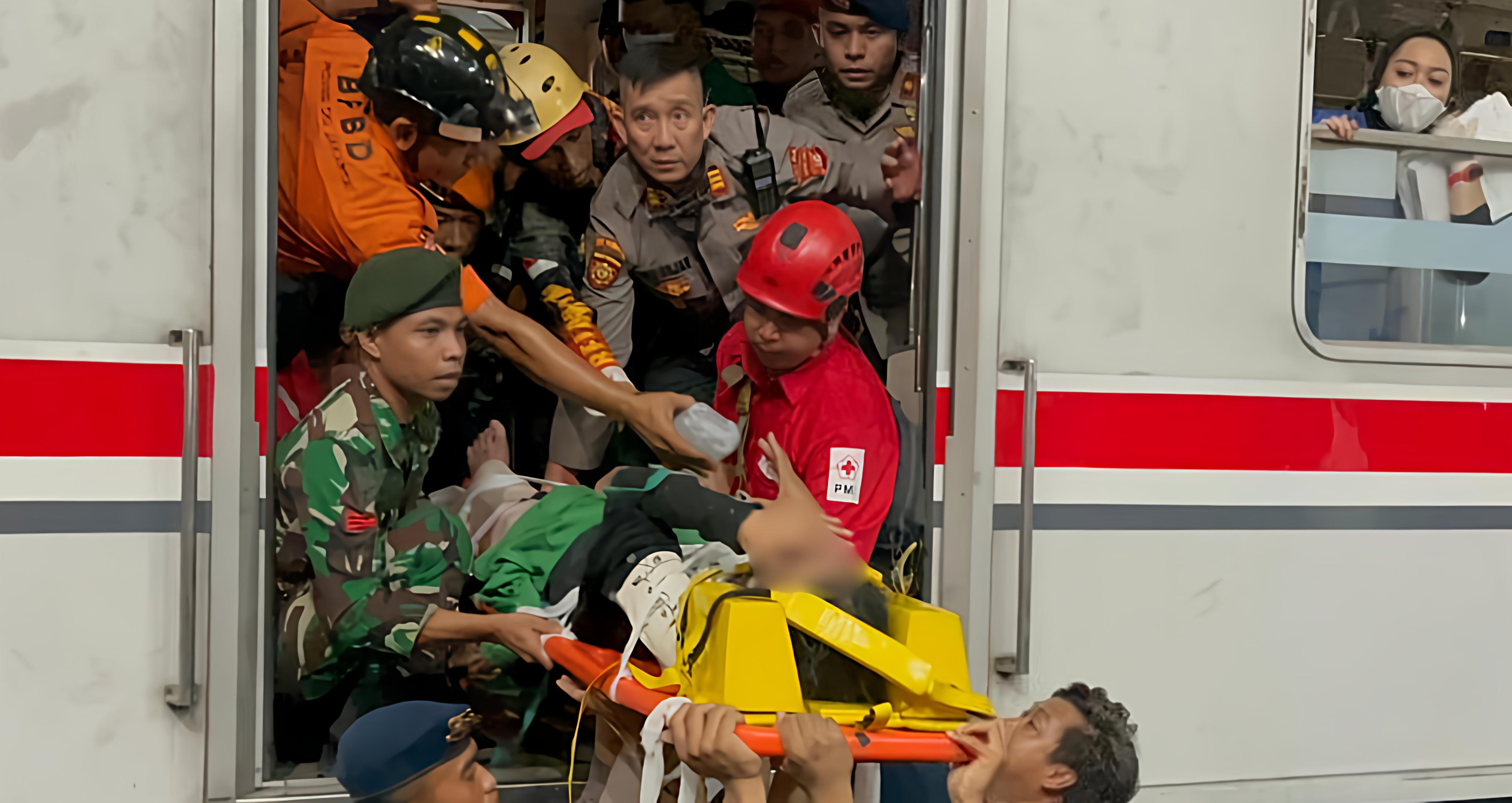Korban Bertambah, Total 16 Orang Tewas dalam Tragedi Kecelakaan Kereta Bekasi