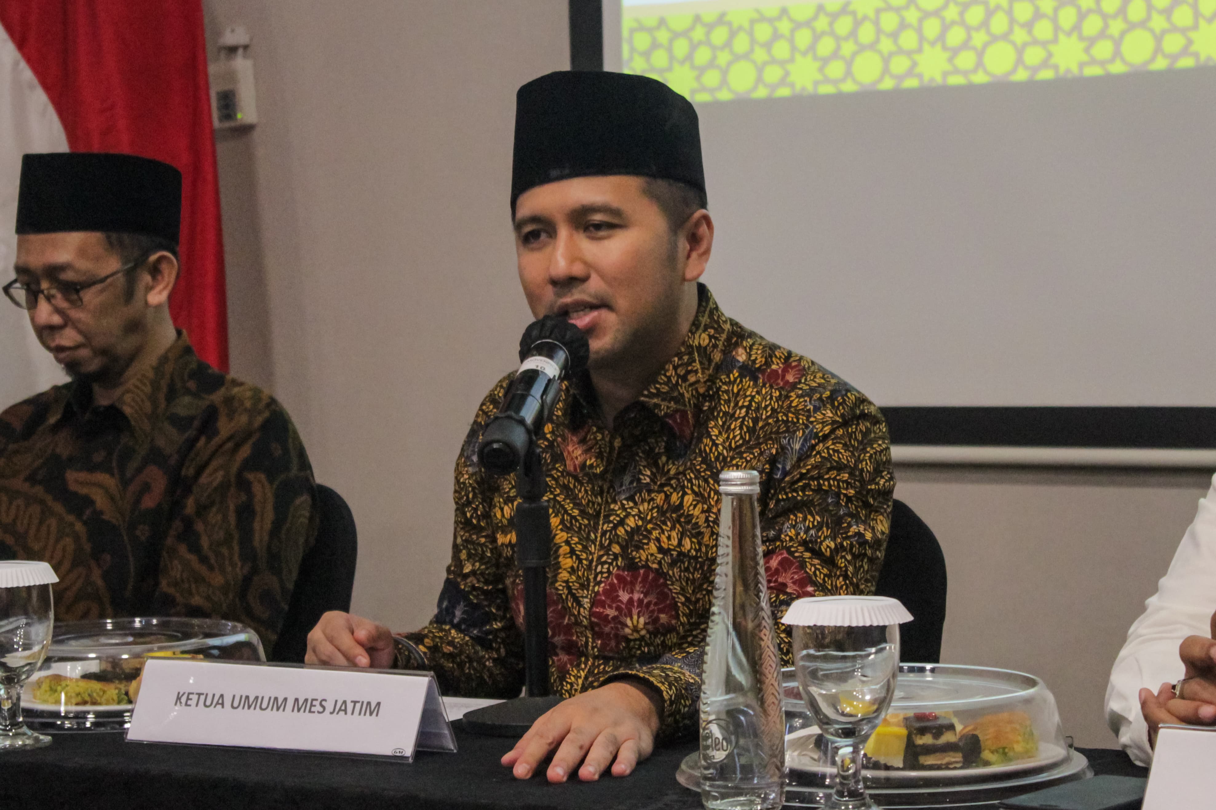 Aklamasi! Emil Dardak Jabat Ketua MES Jatim 2025-2030, Fokus Percepat Sertifikasi Halal