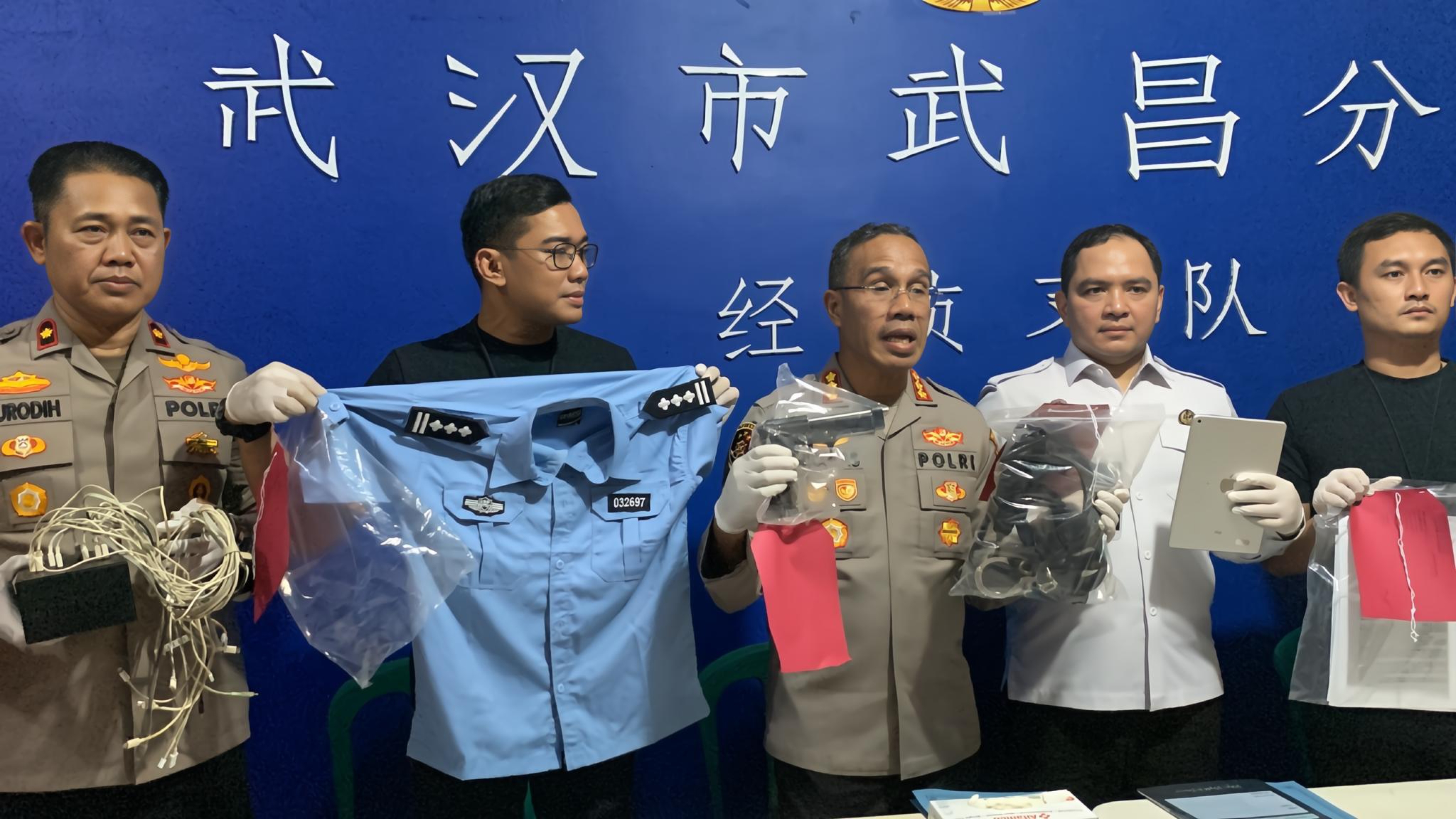 Polres Jaksel dan Imigrasi Ungkap Sindikat Online Scam yang Dikendalikan 11 Warga Cina