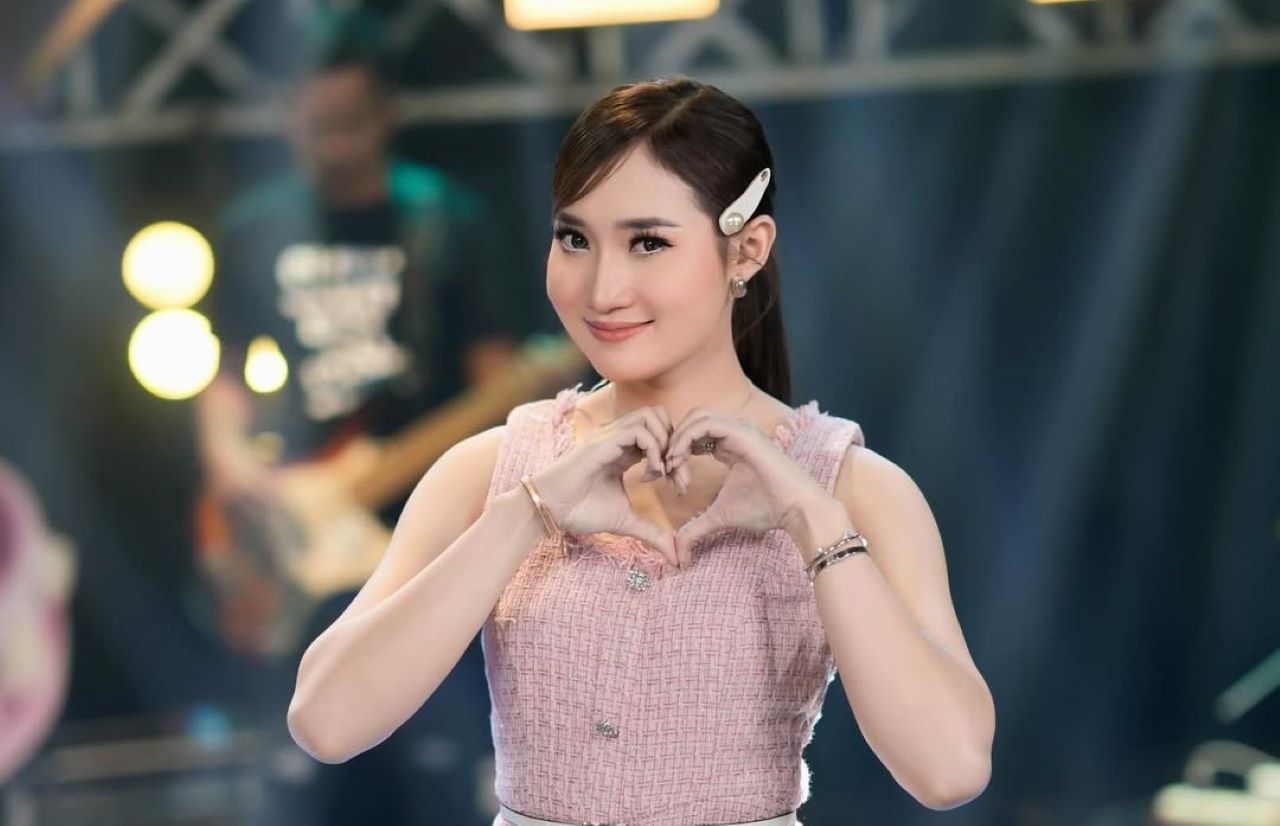 Cheng Yu Pilihan Penyanyi Yeni Inka: Tie Chu Cheng Zhen