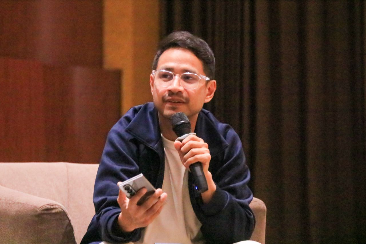 Cheng Yu Pilihan Penyanyi-Penulis Lagu-Content Creator Jovial da Lopez: Shi Bai Nai Cheng Gong Zhi Mu