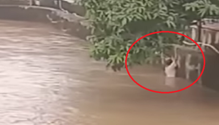 Viral Detik-detik 2 Bocah Terseret Arus Deras Kali Cakung di Bekasi, Videonya Buat Gempar 