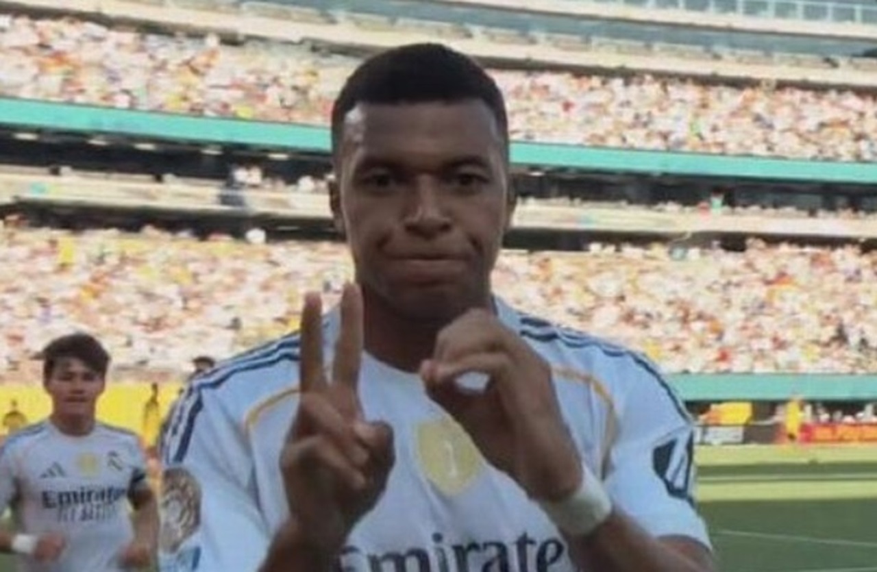 Kylian Mbappe Dedikasikan Gol Cantik Buat Diogo Jota, Trent Kenang Sahabat
