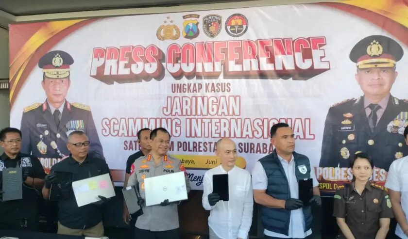 Polrestabes Surabaya Tetapkan Satu WNA Tiongkok sebagai Tersangka Scamming Internasional