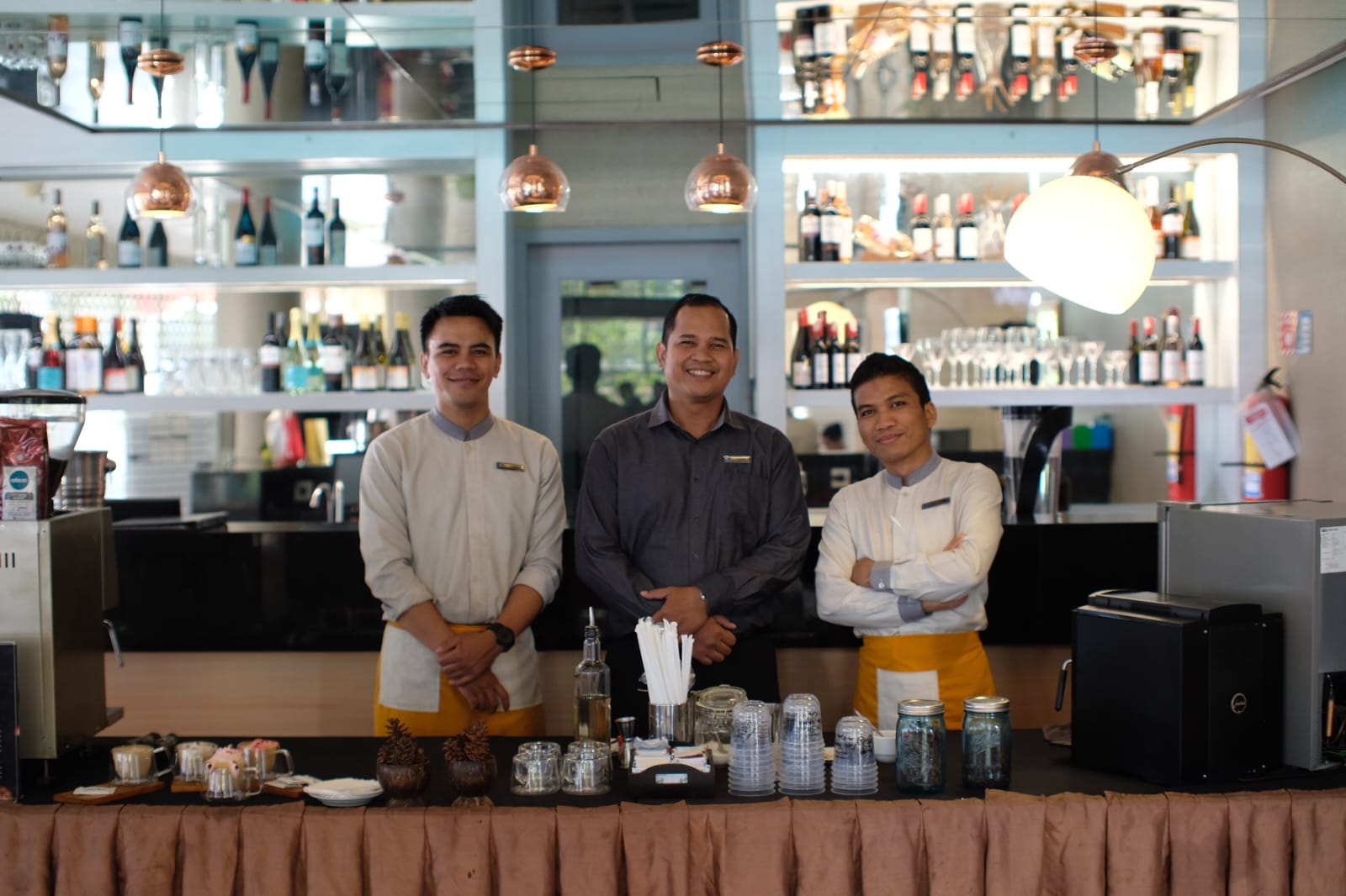 Bikin 3D Latte Art Ternyata Susah-Susah Gampang, Crown Prince Hotel Tantang Wartawan Adu Kreatifitas