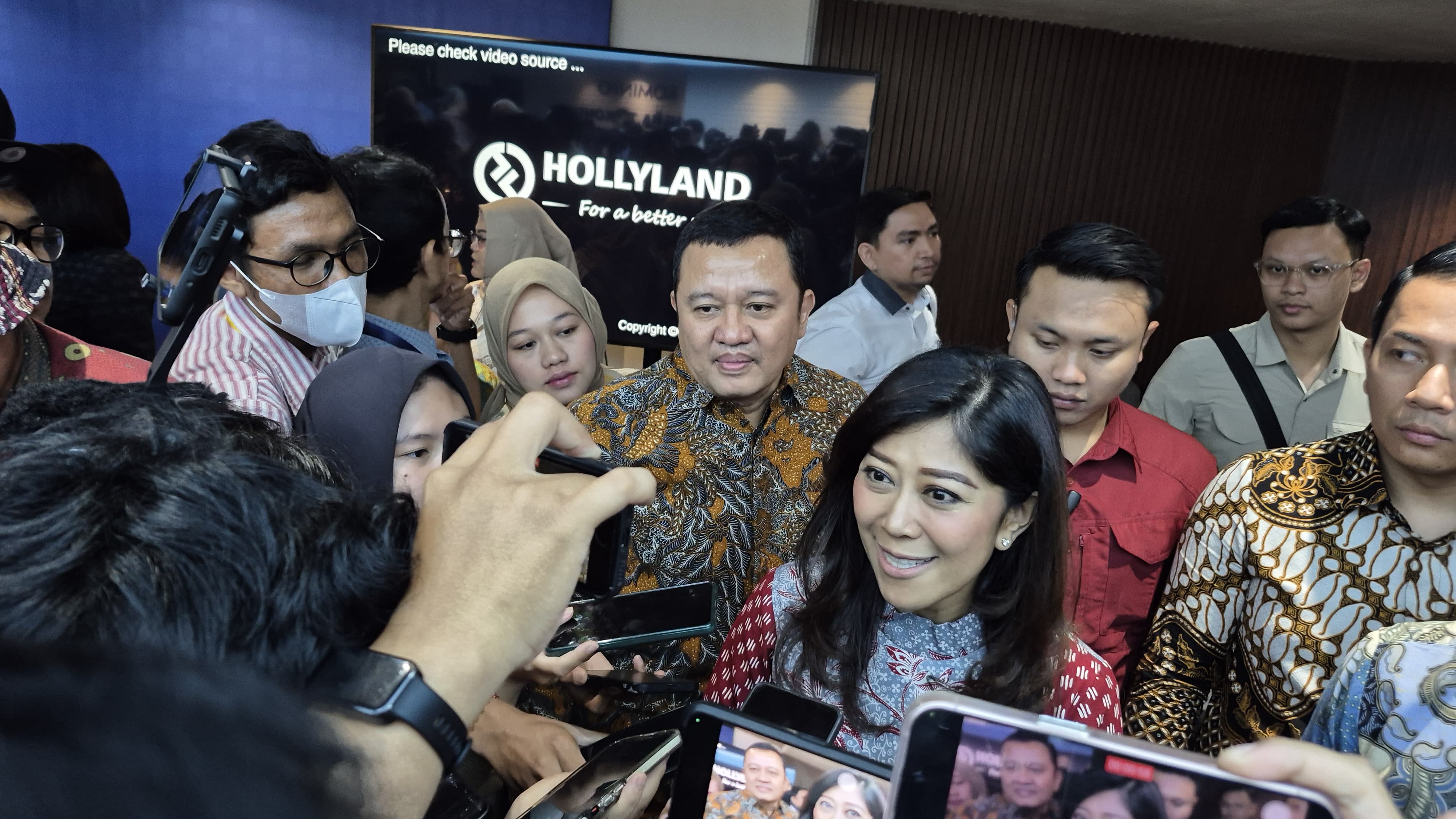 Menkomdigi Meutya Hafid Miris Marak PHK di Industri Media, Bakal Temui Menaker Segera