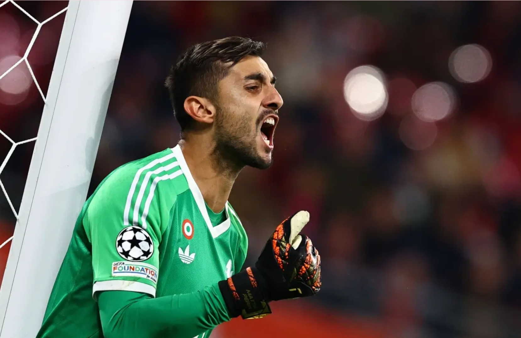 Como Pertimbangkan Rekrut Kiper Baru, Mattia Perin dan Kevin Trapp Jadi Kandidat