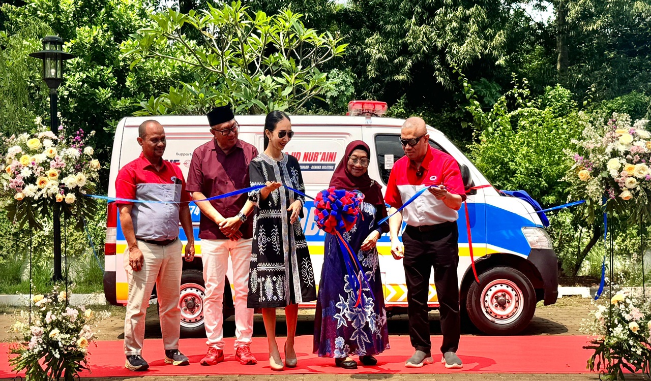 JNE dan TIKI Salurkan Ambulans dan Mobil Jenazah Lewat Program CSR ‘Berbagi untuk Kemanusiaan’