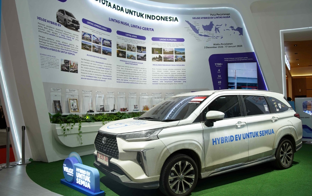 Veloz Hybrid EV Resmi Dijual di IIMS 2026, Harga Khusus Rp303 Juta