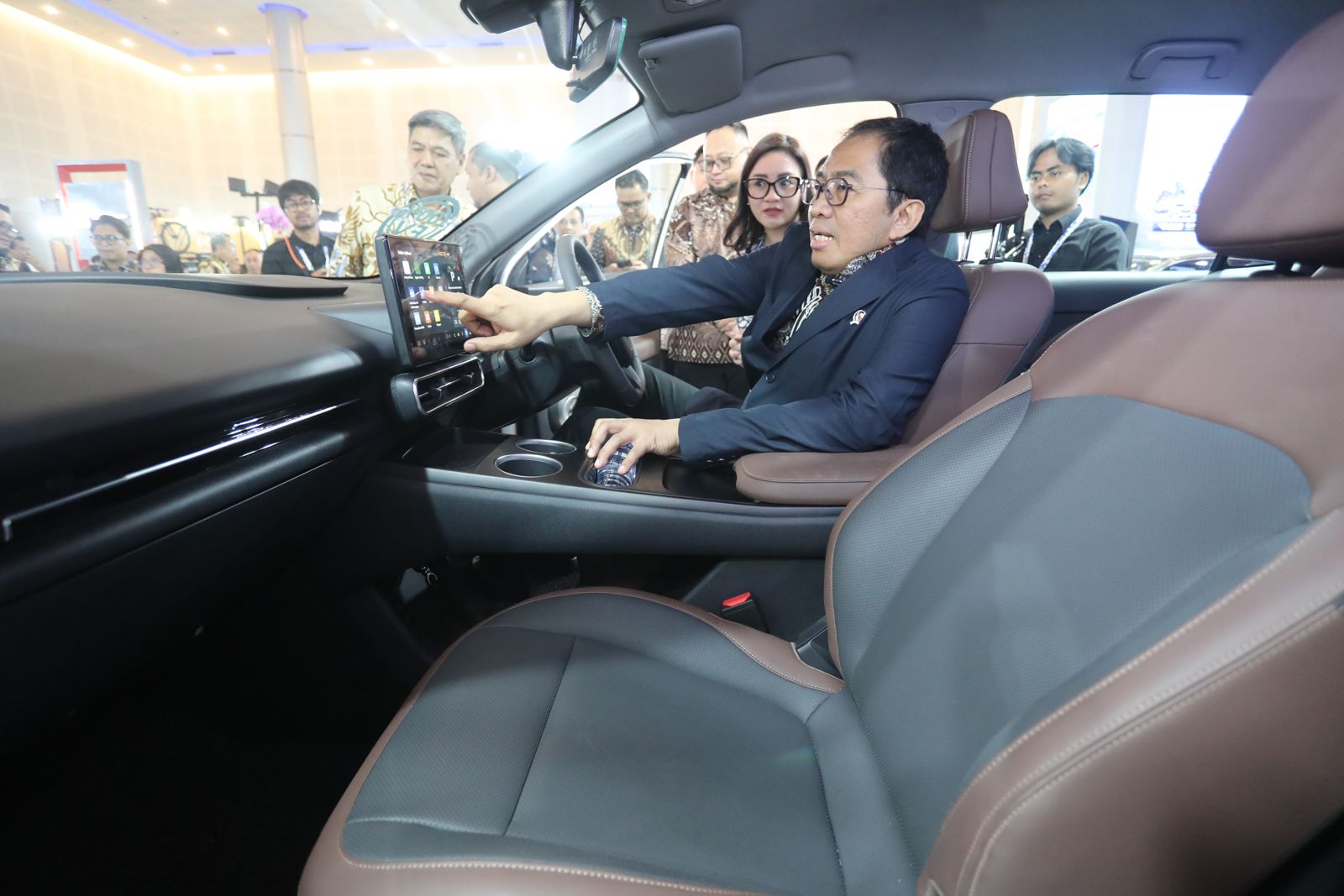 VinFast Hadirkan Program Free Charging Mobil Listrik Hingga 2029