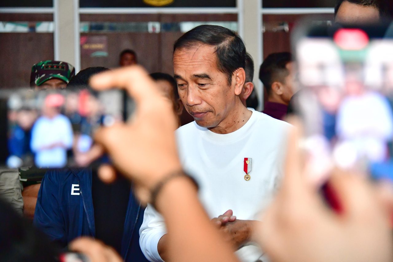 Sepekan Lagi Lengser, Jokowi Nostalgia ke SD hingga SMA di Solo