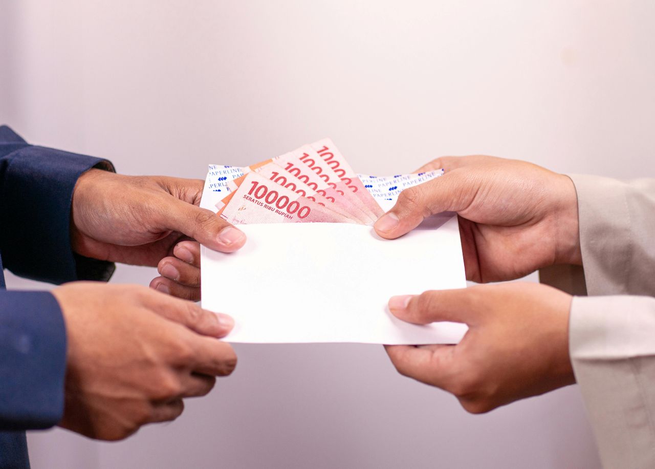 Tukar Uang Baru untuk Lebaran? Simak Tips Aman Agar Terhindar dari Penipuan