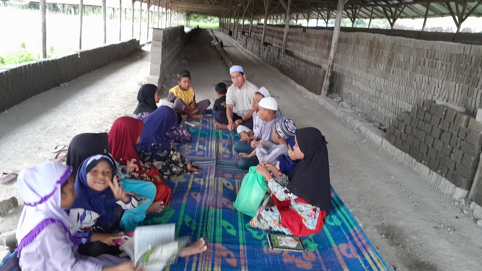 Perjuangan Dai Pemberdaya Dompet Dhuafa di Samosir Harus Siap Jelajah 30 Km Melalui Bukit Terjal