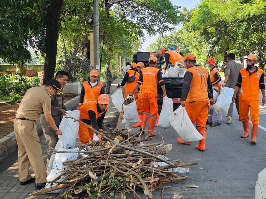 Jakarta Targetkan Kurangi Produksi Sampah Hingga 28% Tahun Ini