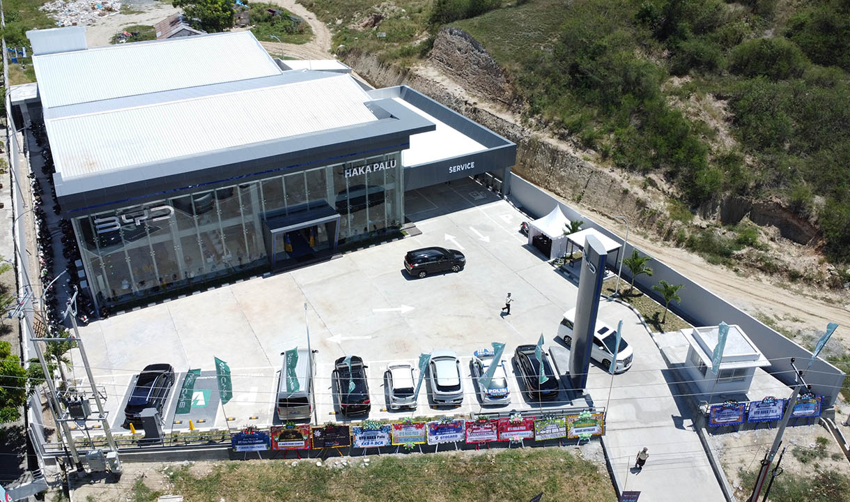 BYD Perluas Jaringan Diler Secara Serentak di Tiga Lokasi Sulawesi, Perkuat Akses Mobilitas Listrik di Kawasan Timur Indonesia