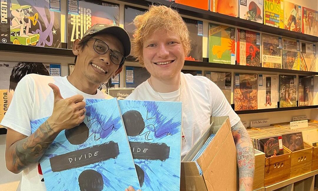 Bikin Heboh! Ed Sheeran Blusukan ke Pasar Santa Jakarta Sebelum Konser