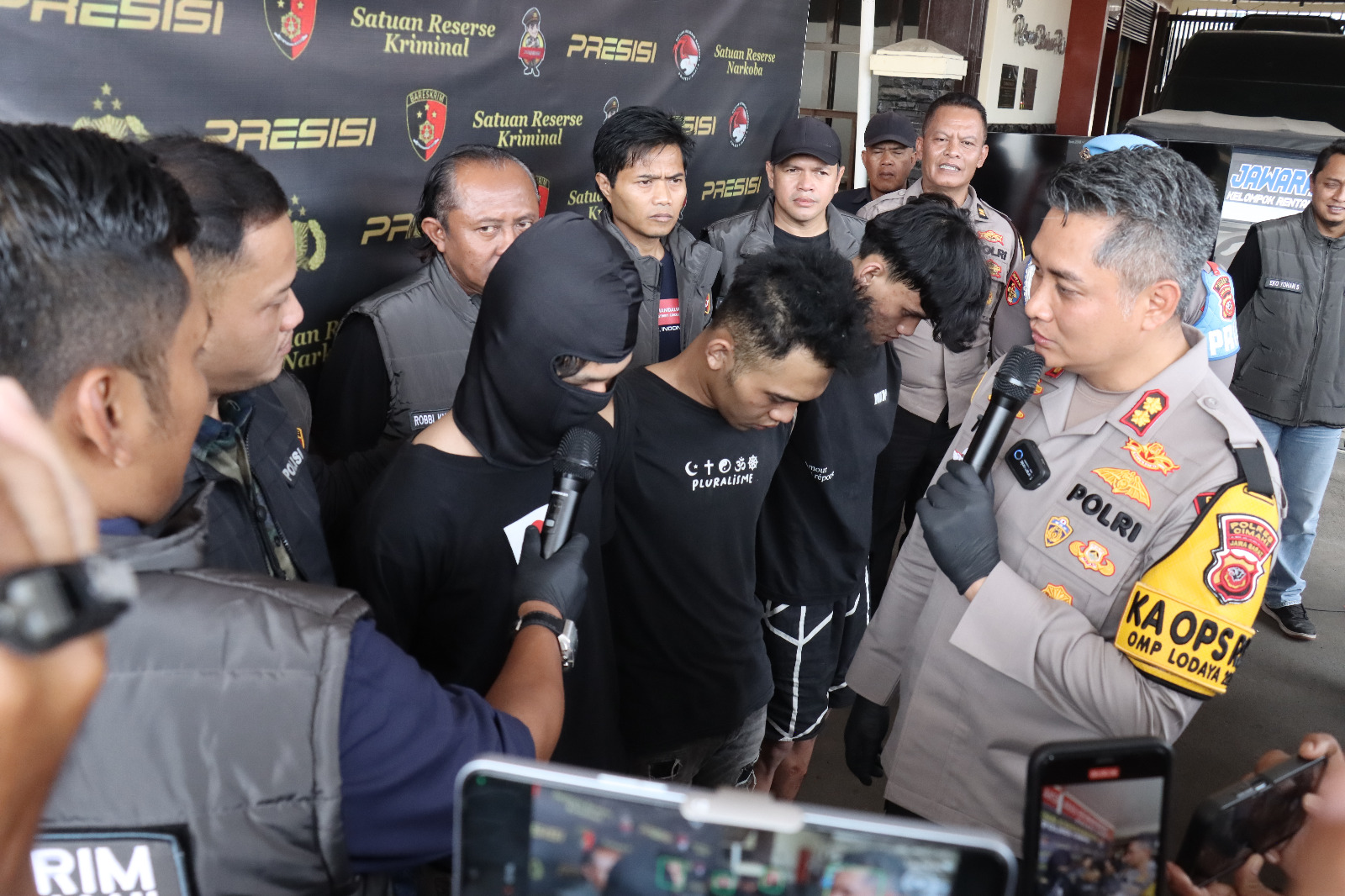 Bikin Konten Medsos dan Sebar Teror Lewat Live Streaming, 3 Anggota Geng Motor Ditangkap