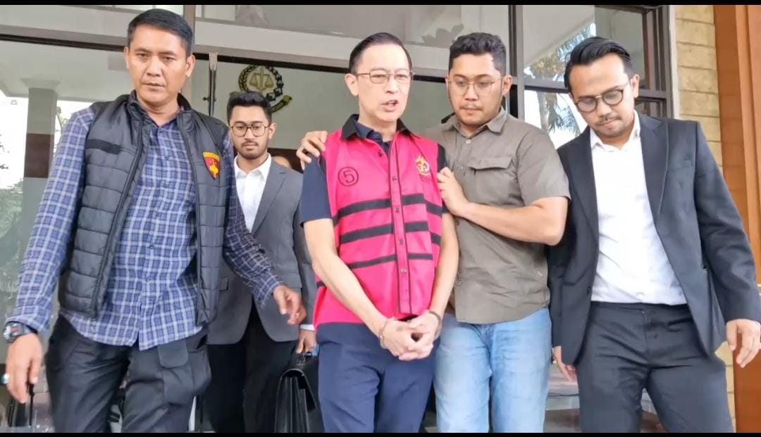 Tom Lembong Dilimpahkan ke Kejari Jakpus, Berharap Kebenaran Terungkap di Pengadilan