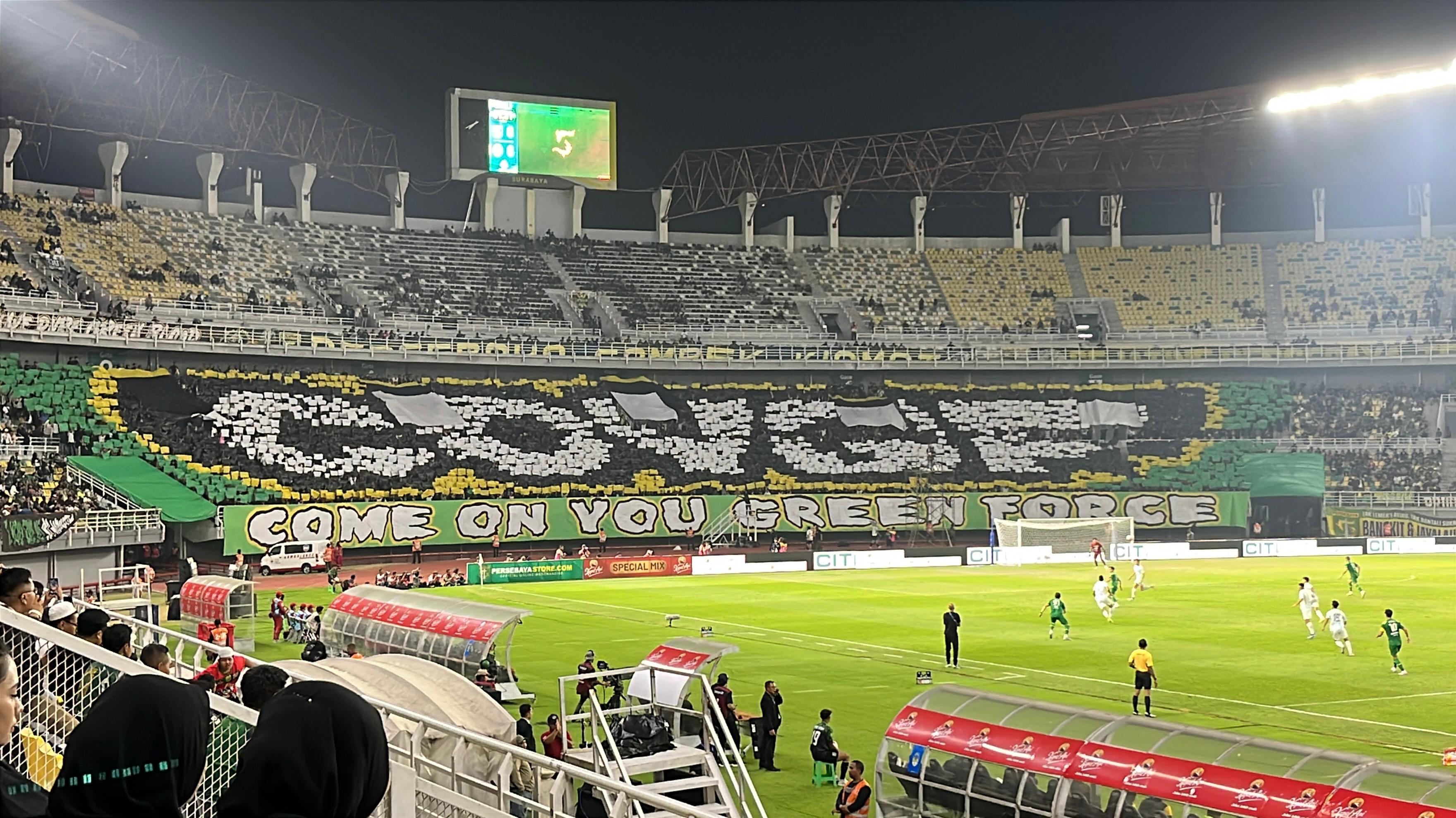 Persebaya Saingi Persija! Bonek Jadi Penonton Terbanyak di Pekan 1 Super League