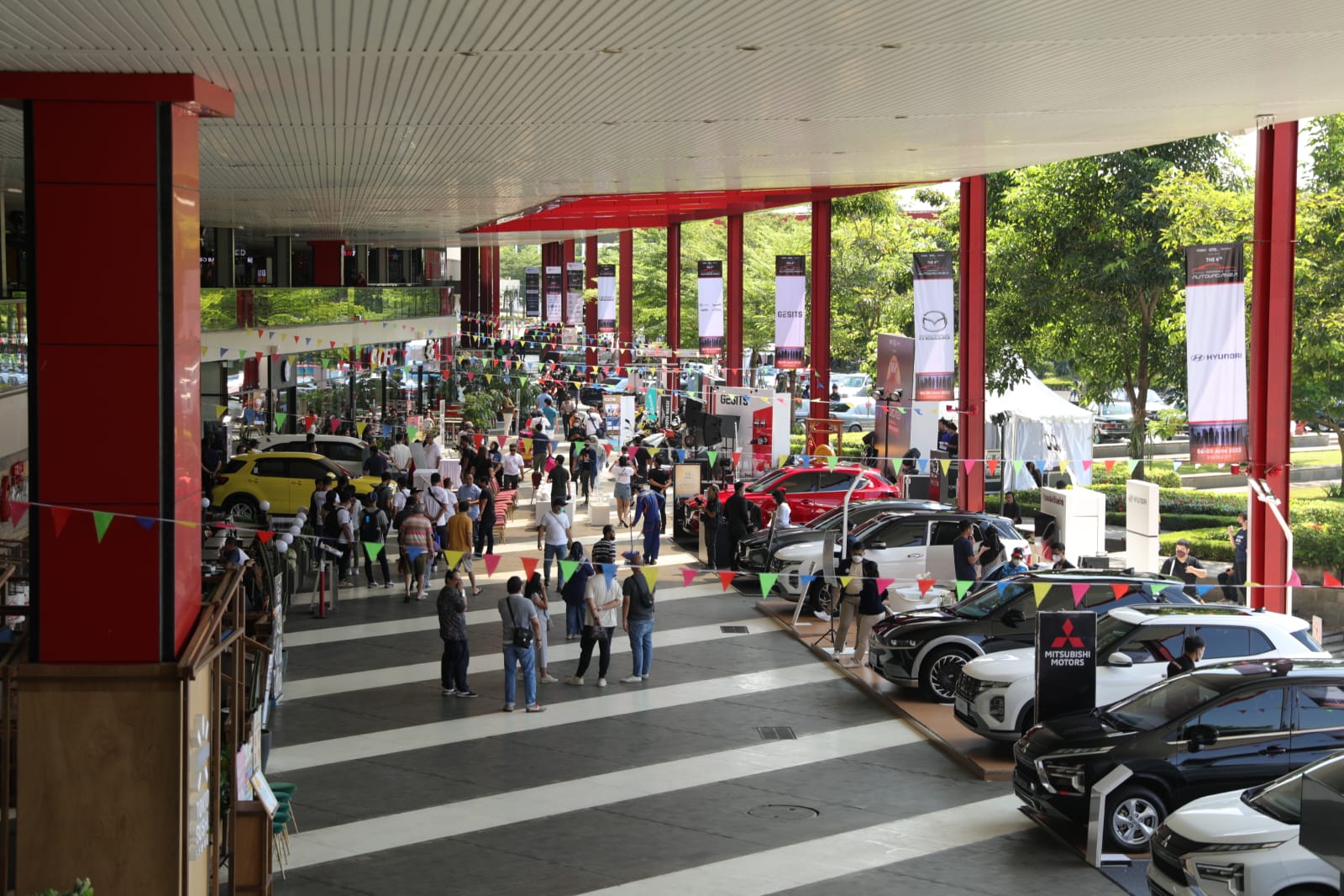 Usung Tema Newtro, Pameran Otomotif Indonesia Autovaganza Ke-4 Sukses Digelar di Qbig BSD City