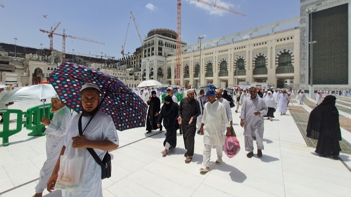 Tips Hadapi Cuaca Panas Ekstrem di Makkah Bagi Jemaah Haji Indonesia