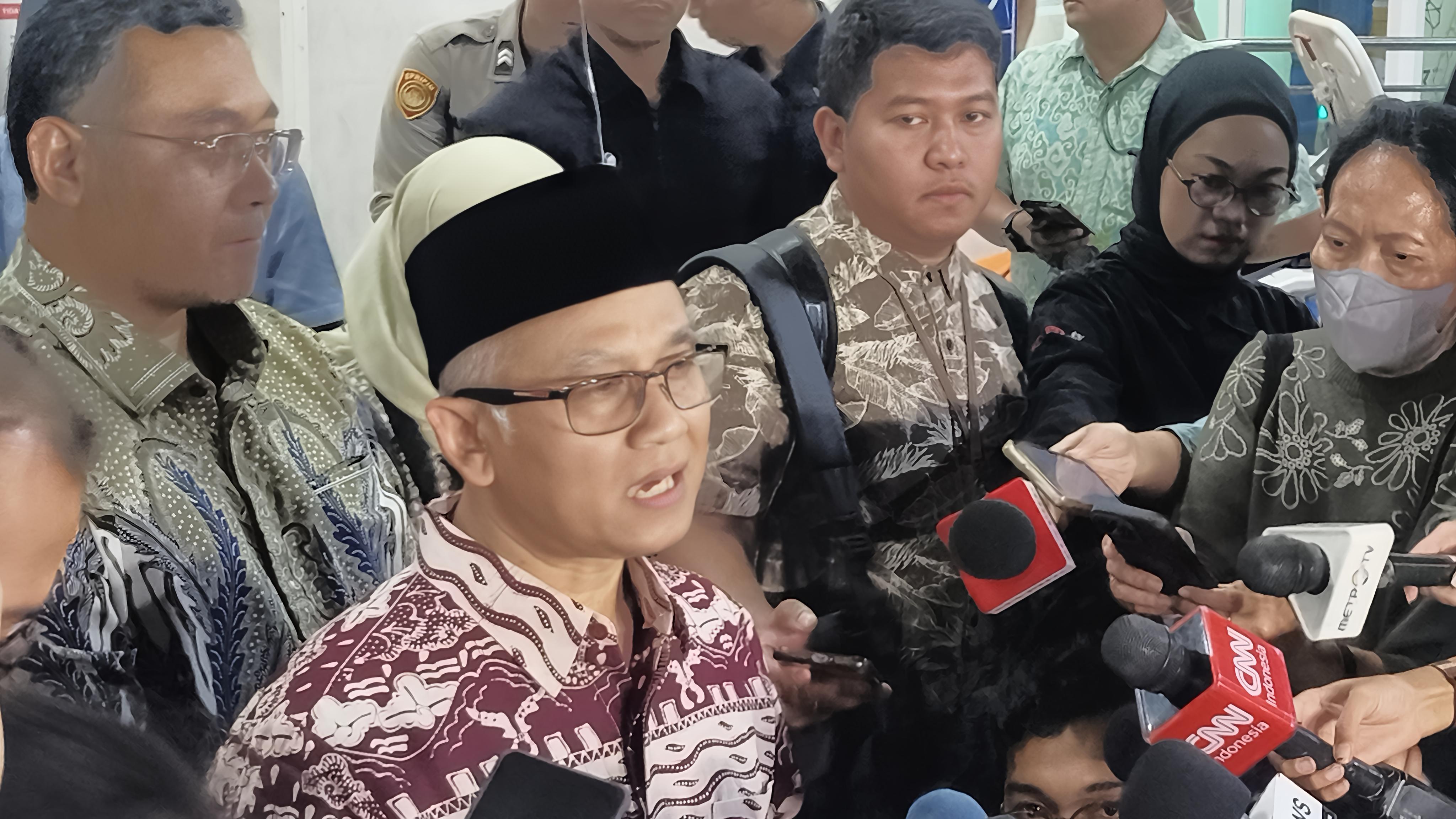 Wamendikdasmen Jenguk Korban Ledakan SMAN 72, Bakal Rehabilitasi Sekolah