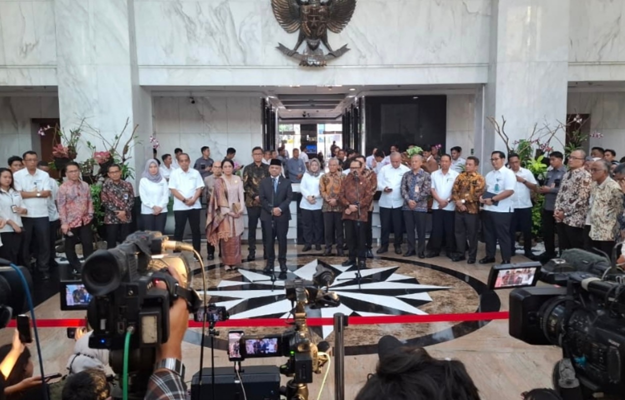 Usai Dilantik, Menkeu Suahasil Instruksikan Bea Cukai 'Gempur Terus' Rokok Ilegal