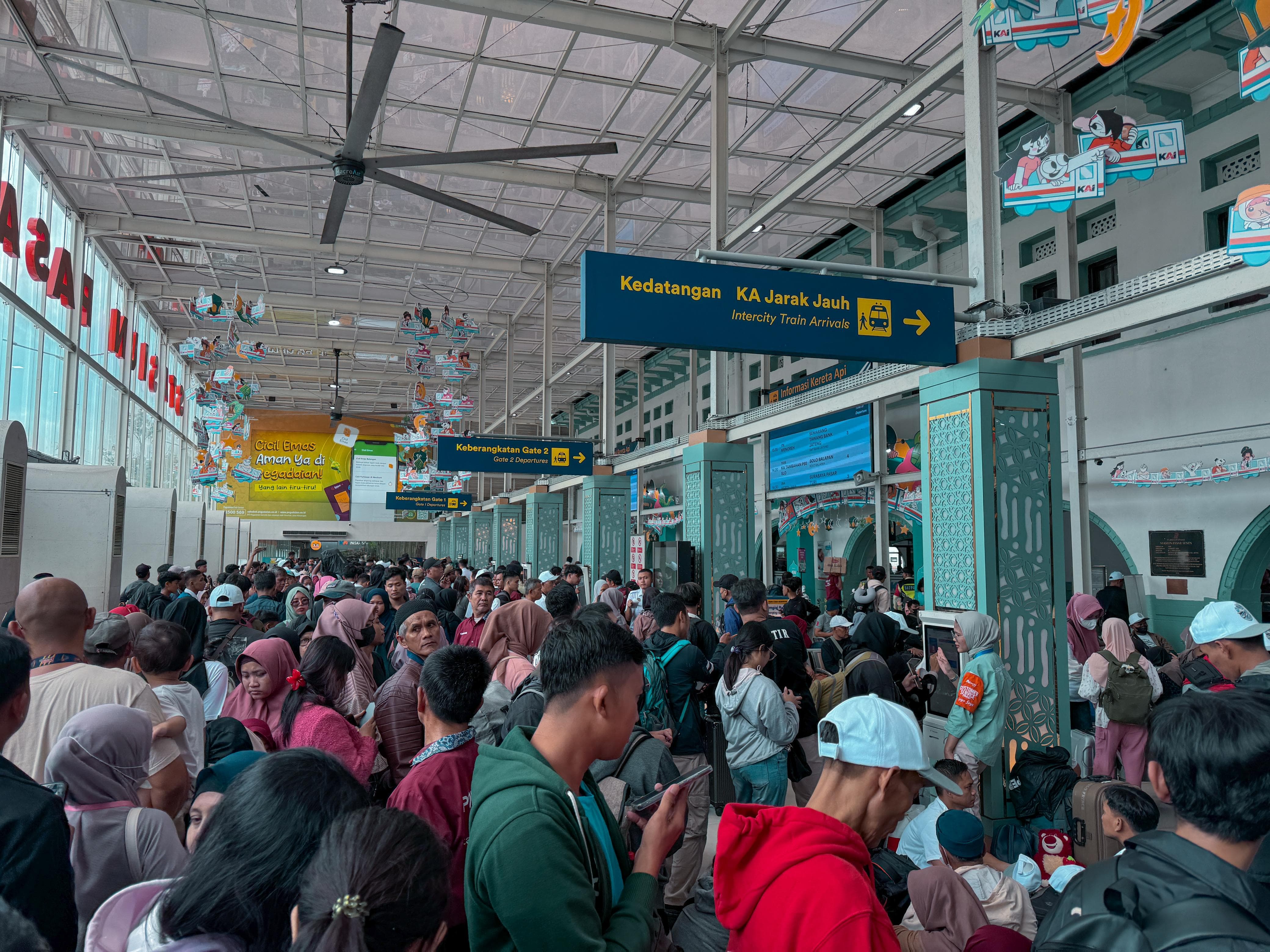 KAI Imbau Masyarakat Beli Tiket KA lewat Kanal Resmi