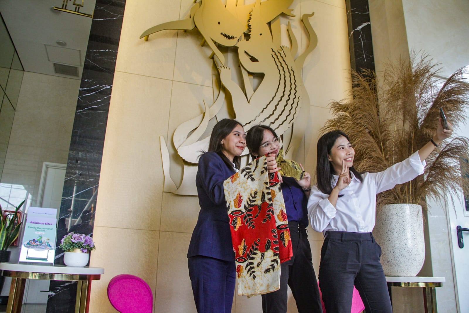 Pemenang Surabaya Tourism Awards 2024 (4): Leedon Hotel & Suites Sediakan Paket Wisata Surabaya Gratis