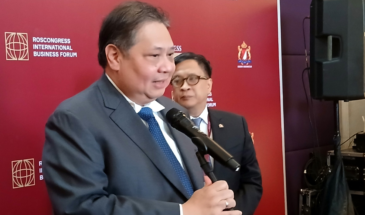 Jalin Kerjasama, Menko Airlangga Ajak Rusia Investasi di Kawasan Ekonomi Khusus   
