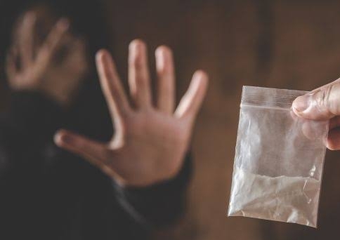 Polisi Bekuk Pengedar Sabu Residivis, Simpan Narkoba di Bungkus Rokok 