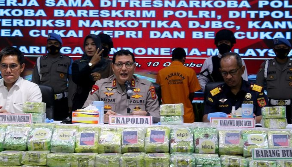 Kurir Ditangkap, Bareskrim Gagalkan Peredaran Sabu 179 Kilogram Jaringan Malaysia - Indonesia