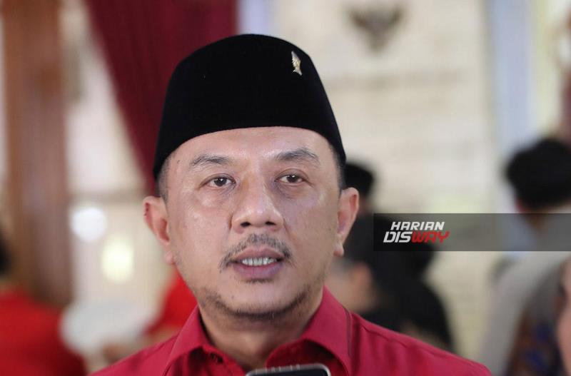 Wakil Ketua DPRD Jatim Deni Wicaksono Soroti SPBM SMA/SMK Jatim: Kasihan Pelajar dan Ortu Antre sejak Subuh!
