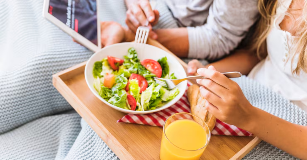 Makan Tepat Waktu vs Makan Sehat, Mana Lebih Penting?