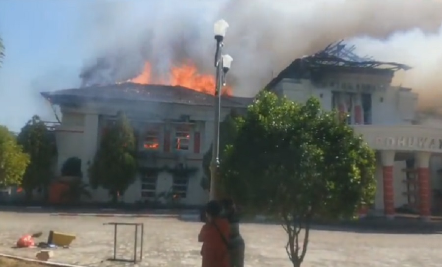 Kantor Bupati Pohuwato, Gorontalo Dibakar, Polisi Ungkap Penyebabnya dan Imbau Masyarakat Bisa Tahan Emosi 