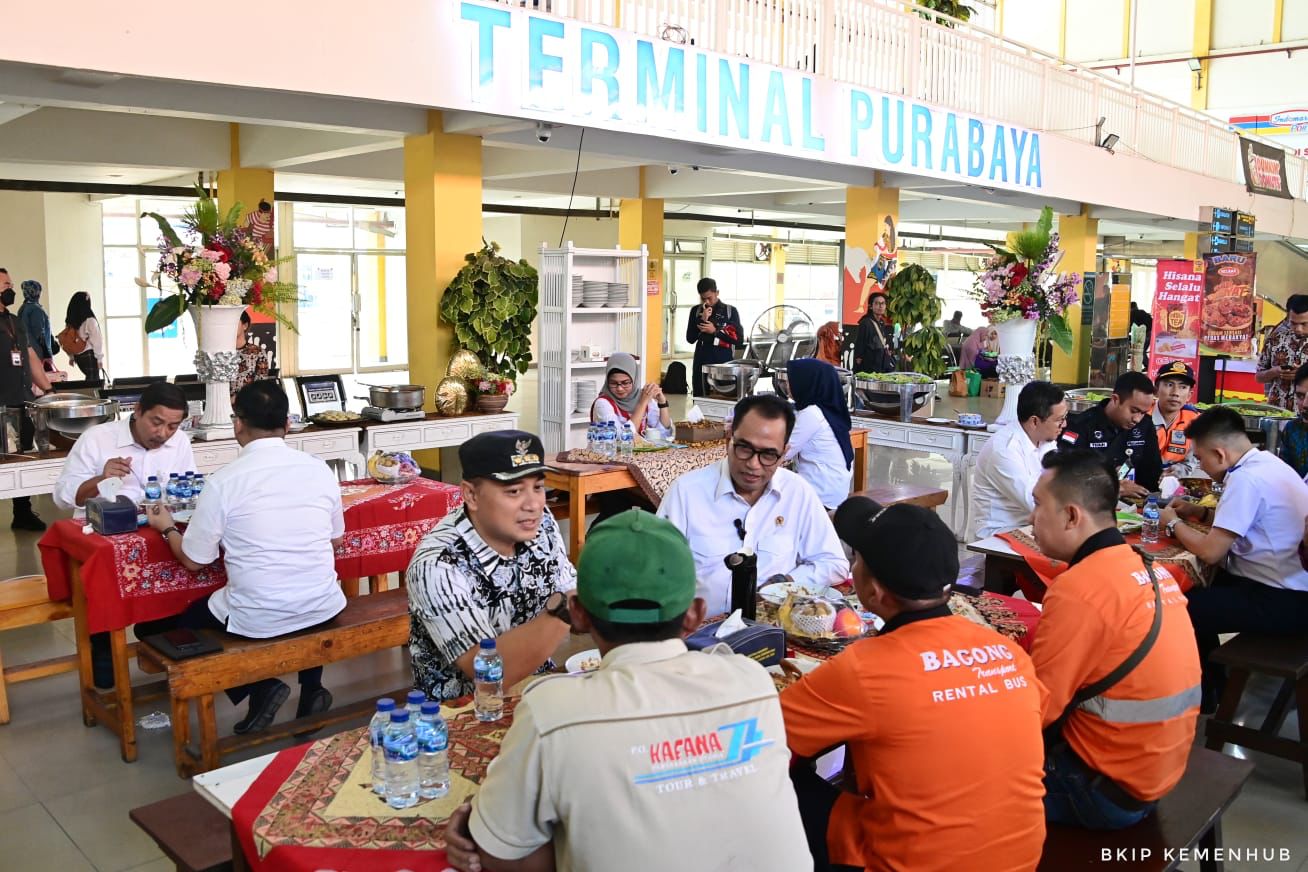 Kunjungi Bungurasih, Menhub Berharap Tak Ada Lagi Terminal Bayangan