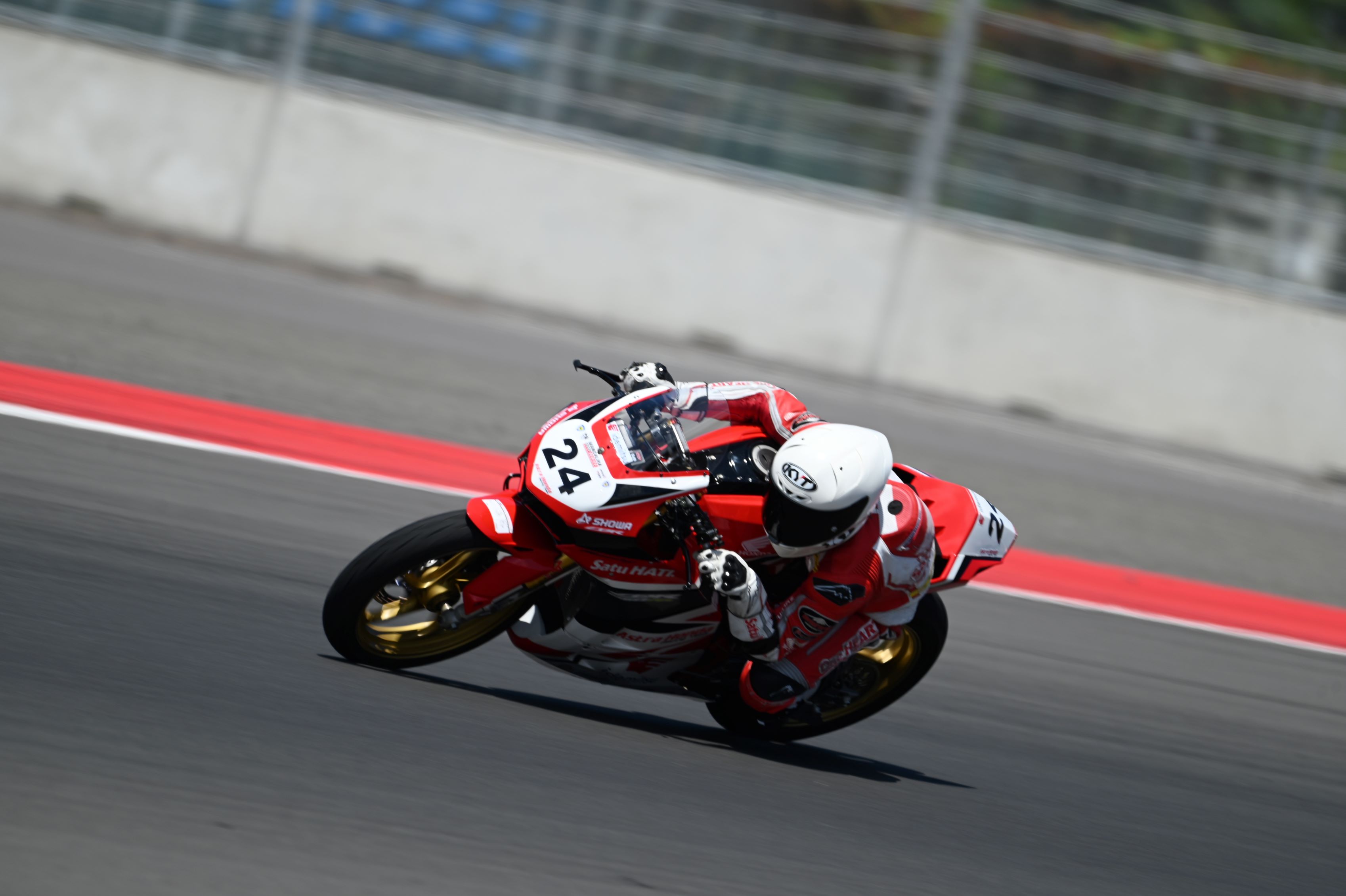 Rider AHRT Siap Rebut Podium di Seri 4 Kejurna MRS 2025 di Mandalika