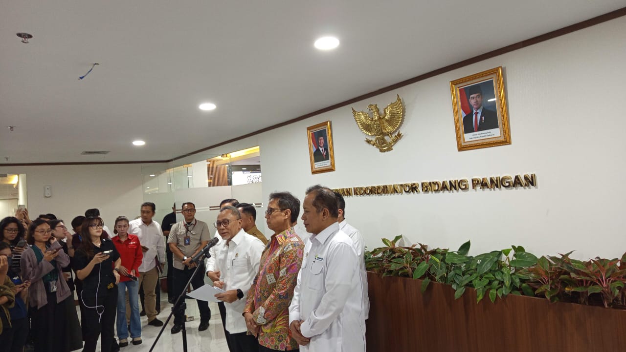 Pangkas Rantai Pasok, Zulhas: Koperasi Desa dan Kelurahan Cegah Rentenir dan Tengkulak