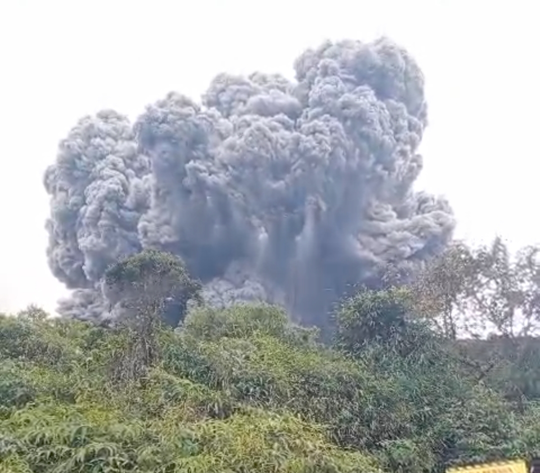 Gunung Marapi Sudah Meletus 8 Kali, Status Tetap Waspada