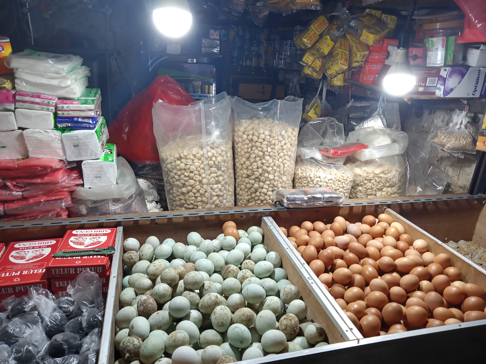 Jelang Ramadhan, Harga Bapok di Pasar Palmerah Mengalami Kenaikan