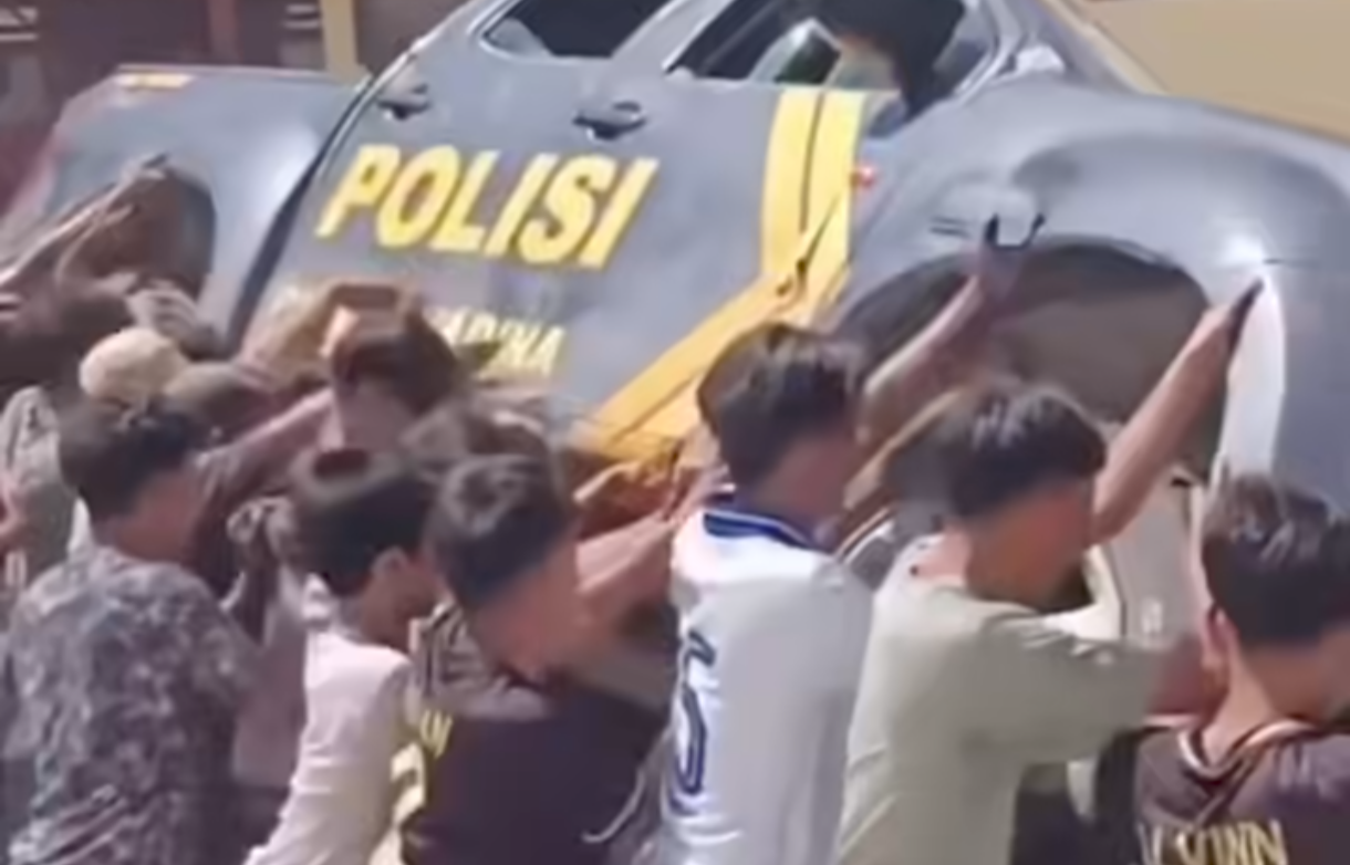 Viral! Warga Mandailing Ngamuk Gegara Pengedar Narkoba Diduga Dilepas Polisi: Sering Terjadi Begitu