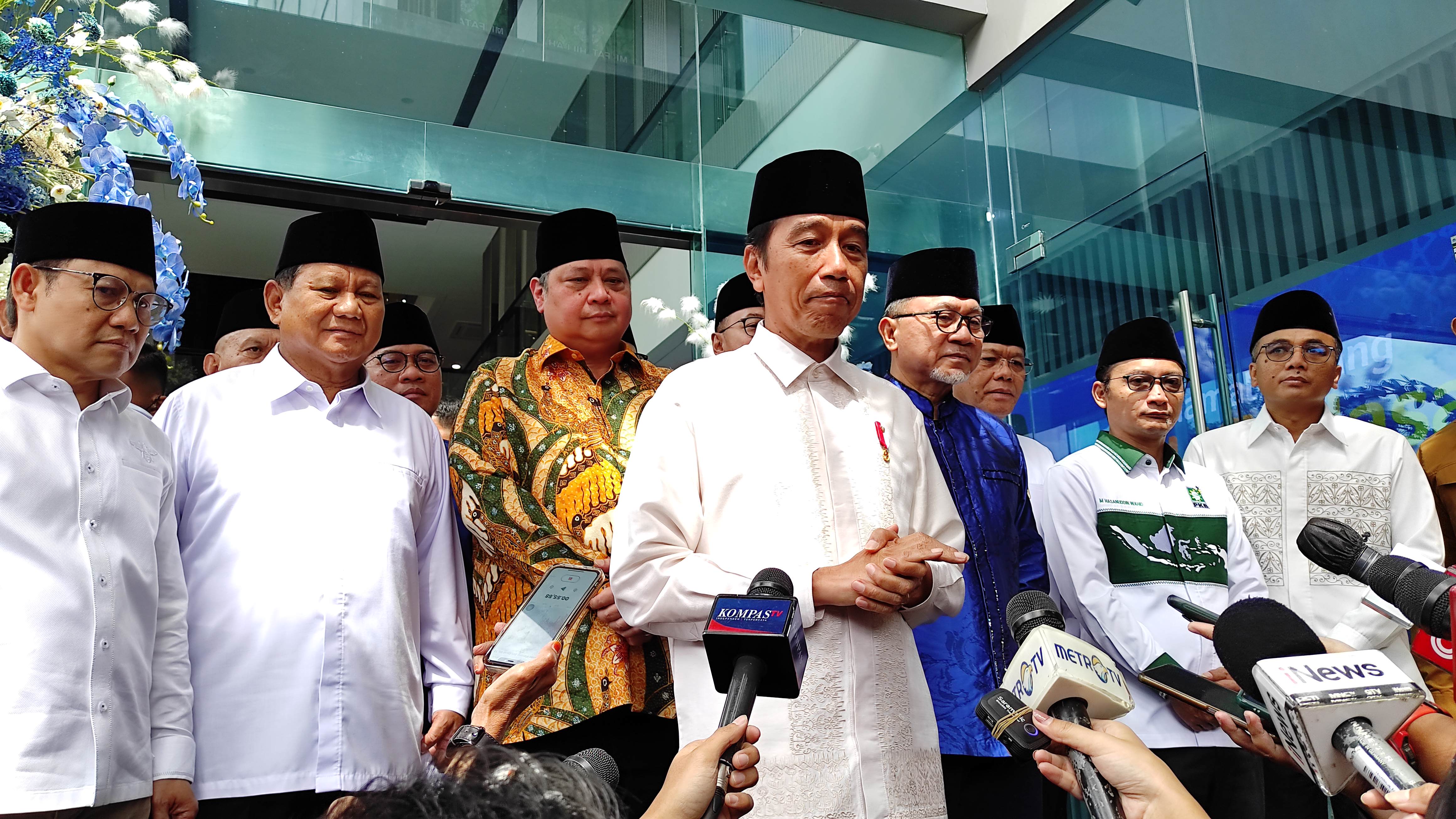 Direktur ALGORITMA Sebut Endorsement Jokowi Tidak Akan Berdampak Besar Kepada Masyarakat