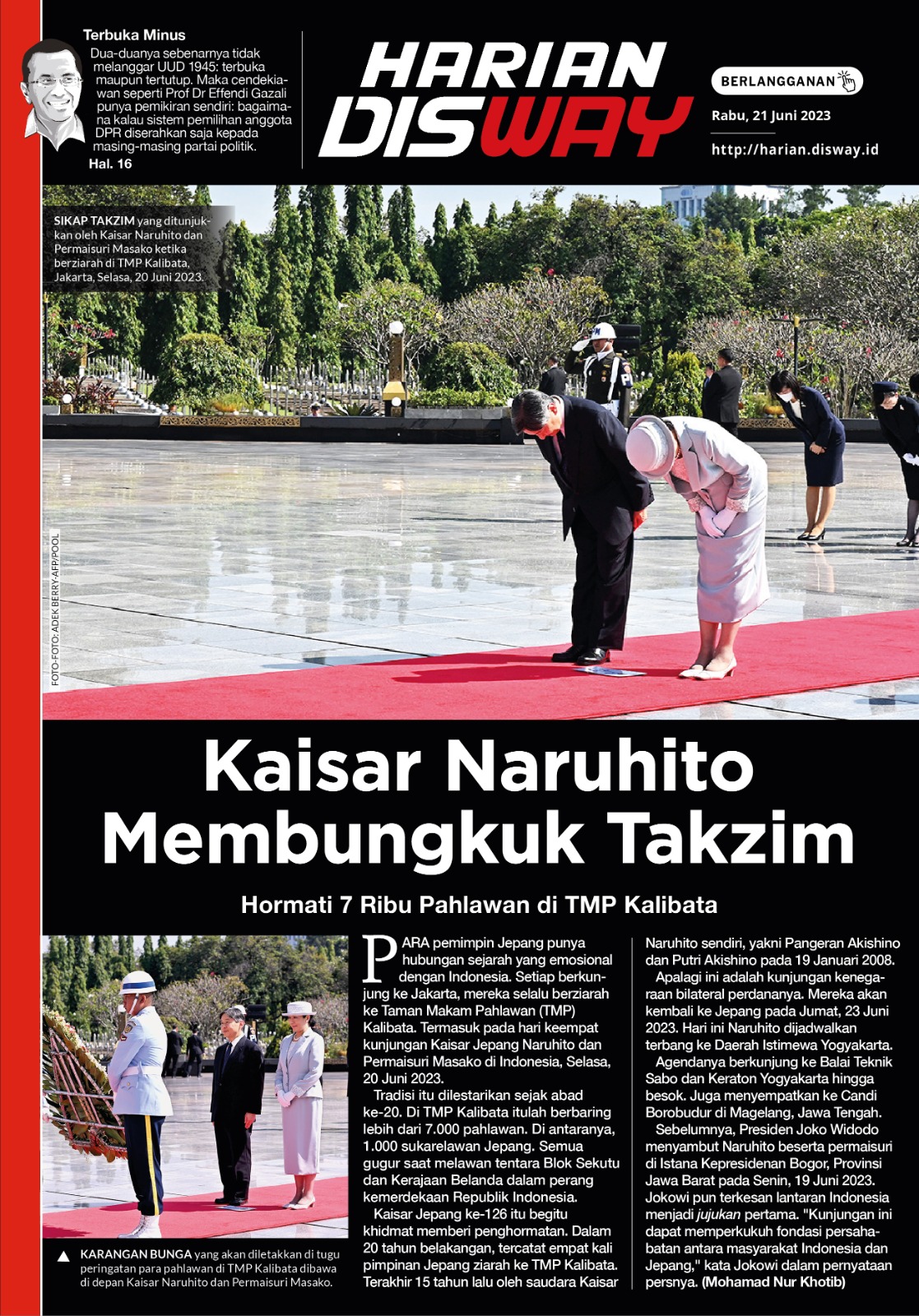 Kaisar Naruhito Membungkuk Takzim