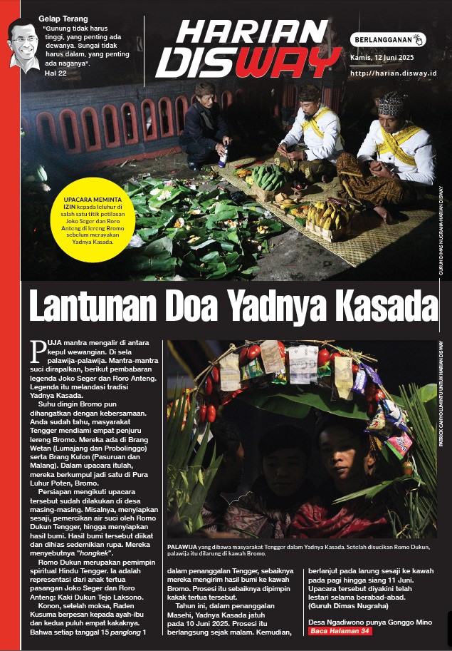 Lantunan Doa Yadnya Kasada