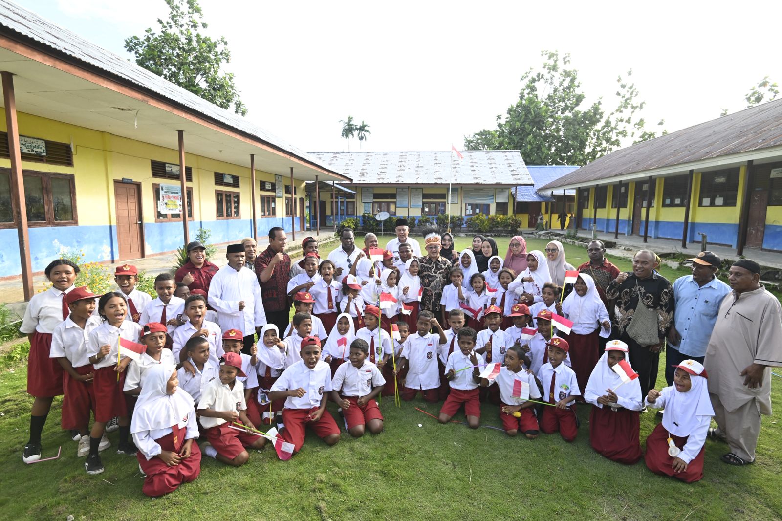 Dari Sorong, Mendikdasmen Pastikan Pendidikan di Papua Tak Lagi Tertinggal