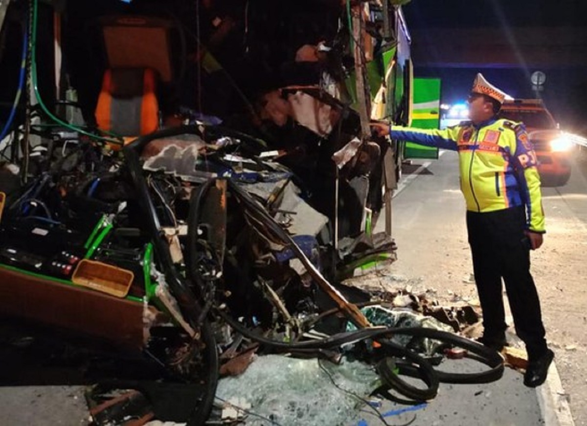 Gara-gara Sopir Bus Pariwisata Bimario Microsleep, Siswa SMP Malang Jadi Korban Kecelakaan Maut